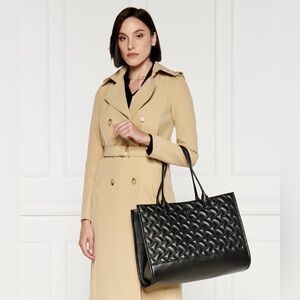 Kurt Geiger Kensington drench square tote